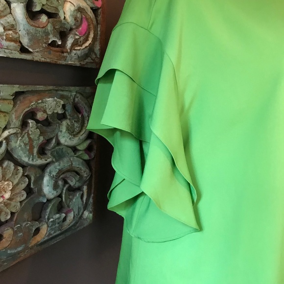 🍀 CHICO Chive Green Blouse - NWT - Picture 3 of 7